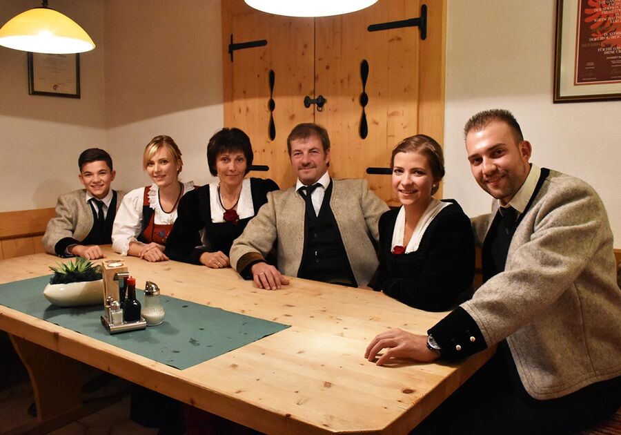 Familie Dornauer im Gasthof Thanner